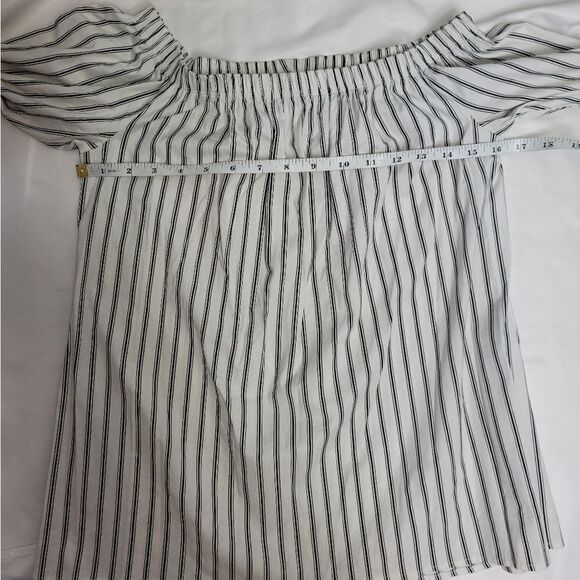 AXXESS‎ striped bell ruffle sleeve off shoulder top blouse S - Picture 7 of 8